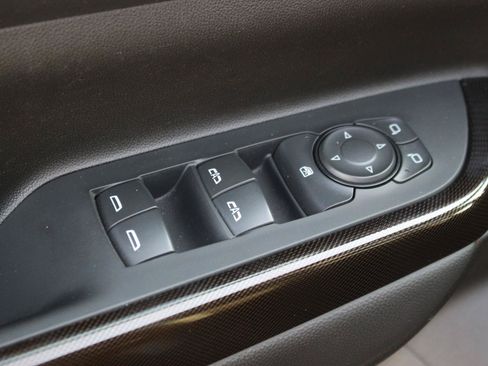 Used 2023 GMC Acadia AT4 AWD/4WD image 15