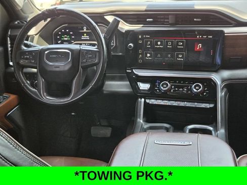 Used 2024 GMC Sierra 2500 Denali Ultimate AWD/4WD image 5