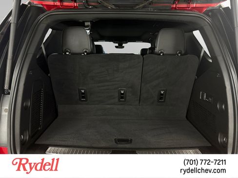Used 2021 Chevrolet Tahoe High Country AWD/4WD image 19