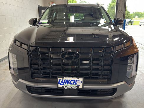 Used 2023 Hyundai Palisade Limited w/ Cargo Package AWD/4WD image 8