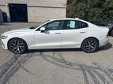Used 2020 Volvo S60 T6 Momentum image 2
