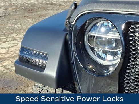 Used 2022 Jeep Wrangler Unlimited Sport image 12