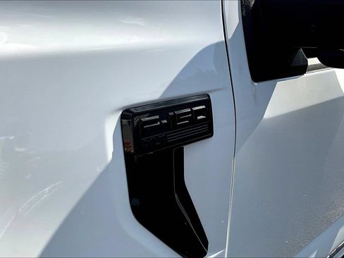 Certified 2024 Ford F150 XLT w/ Equipment Group 302A MID AWD/4WD image 28