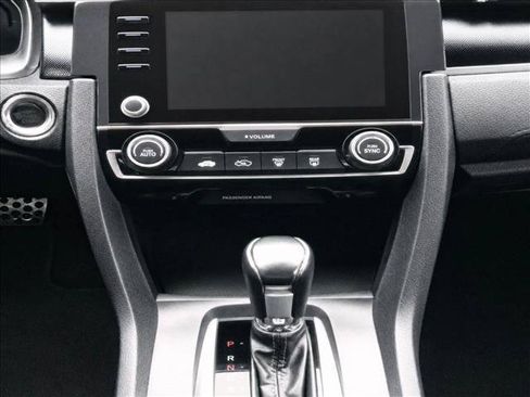 Used 2019 Honda Civic Sport image 14