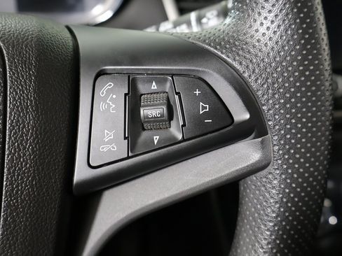 Used 2020 Chevrolet Trax LT image 31