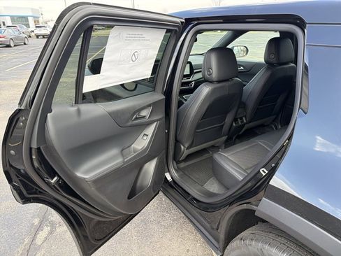 New 2026 Chevrolet Equinox LT w/ Convenience Package II image 27