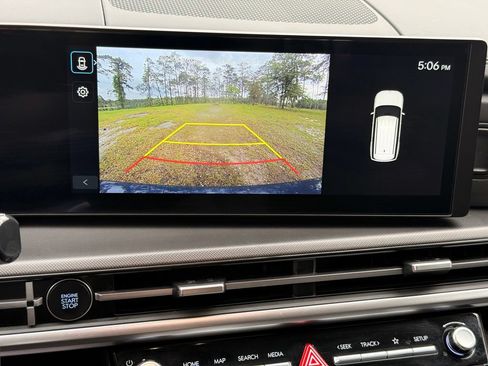 Used 2026 Hyundai Santa Fe SEL FWD image 18