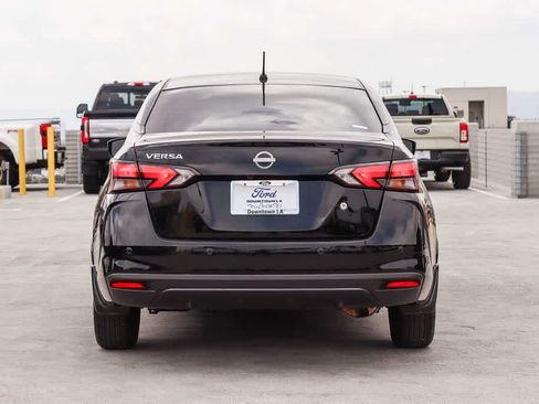 Used 2025 Nissan Versa S w/ Trunk Package FWD image 5