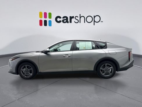 Used 2025 Kia K4 FWD image 2