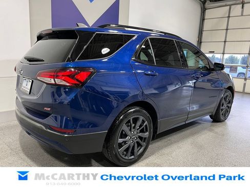Used 2022 Chevrolet Equinox RS w/ RS Leather Package FWD image 5