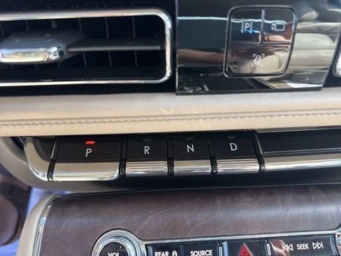 Used 2022 Lincoln Aviator Reserve w/ Equipment Group 201A image 26