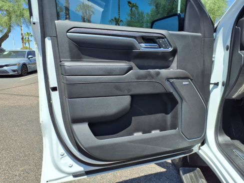 Used 2022 Chevrolet Silverado 1500 LTZ w/ Technology Package AWD/4WD image 20