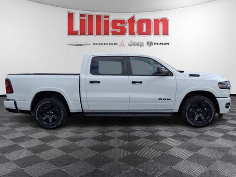 Used 2025 RAM 1500 Big Horn AWD/4WD image 7