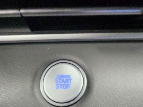 Used 2023 Hyundai Elantra SEL FWD image 44