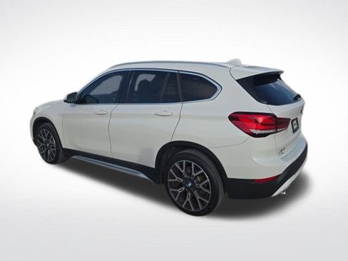 Used 2021 BMW X1 sDrive28i w/ Premium Package FWD image 4