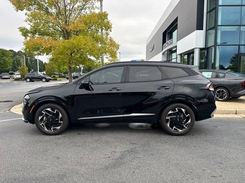 Used 2023 Kia Sportage SX FWD image 2