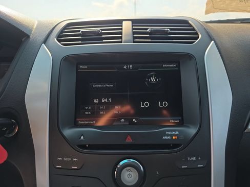 Used 2012 Ford Explorer XLT FWD image 23