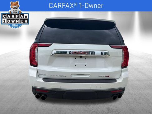 Used 2024 GMC Yukon XL AT4 w/ Technology Package AWD/4WD image 4