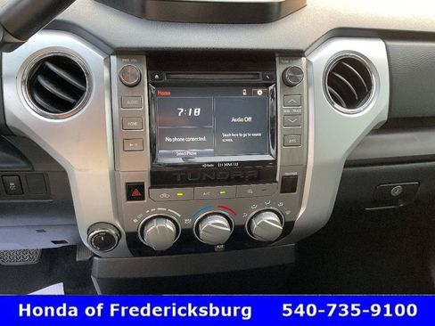 Used 2017 Toyota Tundra SR5 AWD/4WD image 34