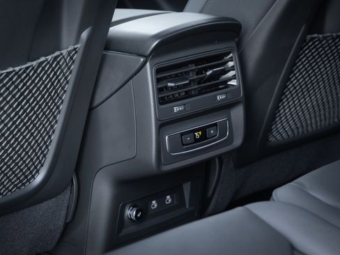 Certified 2023 Audi Q7 3.0T Premium Plus image 29