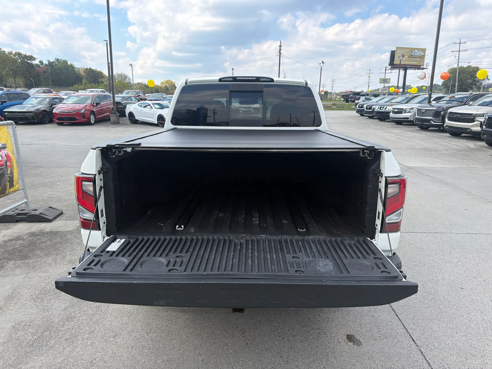 Used 2021 Nissan Titan PRO-4X w/ Pro-4x Convenience Package AWD/4WD image 8