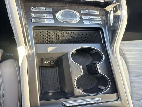 New 2026 Lincoln Nautilus Reserve image 23