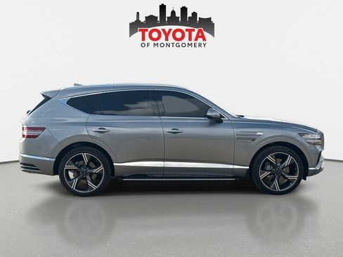 Used 2025 Genesis GV80 3.5T Prestige image 2