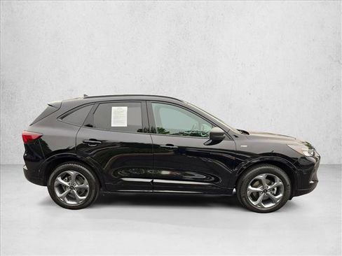 Used 2023 Ford Escape ST-Line AWD/4WD image 4