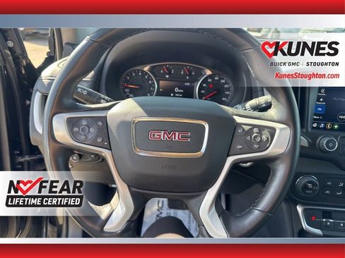 Used 2024 GMC Terrain SLT AWD/4WD image 27