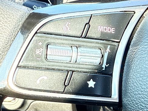 Used 2023 Kia Forte LXS image 35