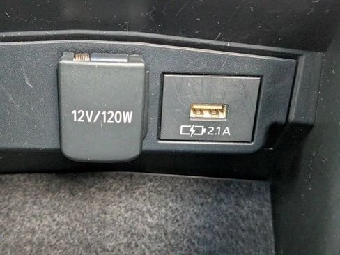 Used 2020 Toyota Corolla SE FWD image 21