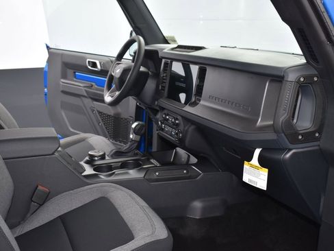 New 2025 Ford Bronco 2-Door w/ Sasquatch Package image 9