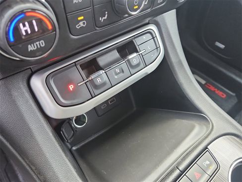 Used 2020 GMC Acadia SLT w/ Trailering Package image 24