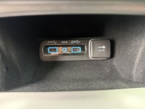 Used 2021 Jeep Grand Cherokee Laredo X image 26