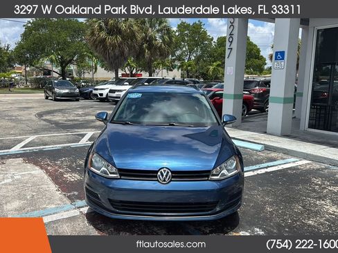 Used 2015 Volkswagen Golf TDI S FWD image 5