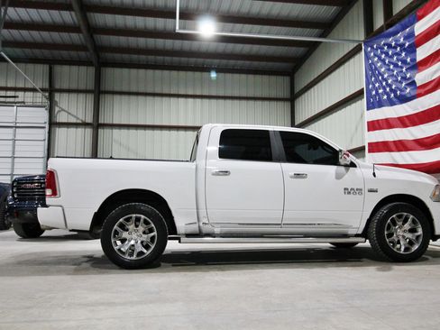 Used 2018 RAM 1500 Limited AWD/4WD image 12
