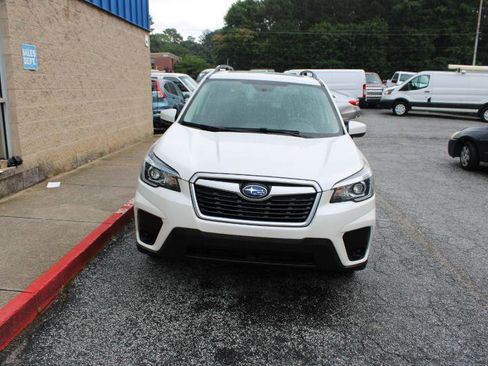 Used 2019 Subaru Forester Premium w/ All-Weather Package AWD/4WD image 2
