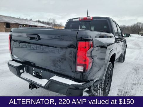 Used 2025 Chevrolet Colorado W/T w/ Advanced Trailering Package image 7