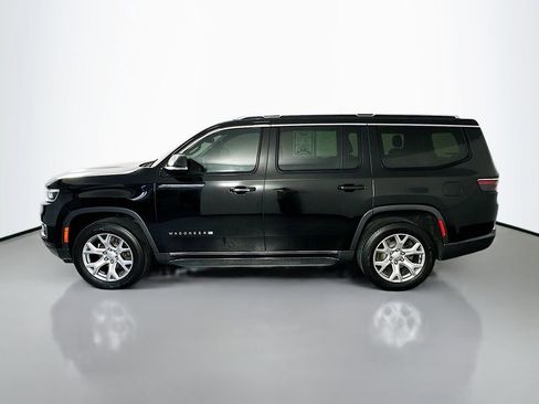 Used 2022 Jeep Wagoneer Series II AWD/4WD image 4