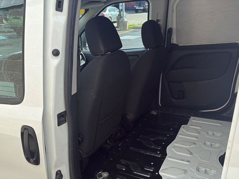 Used 2022 RAM ProMaster City Tradesman FWD image 23