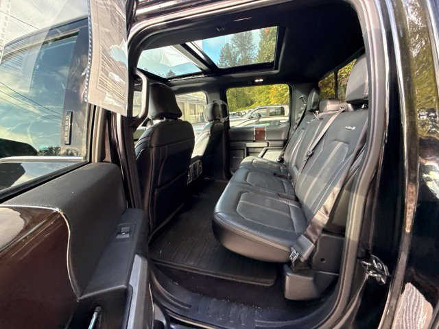 Used 2016 Ford F150 Platinum w/ Equipment Group 701A Luxury AWD/4WD image 13