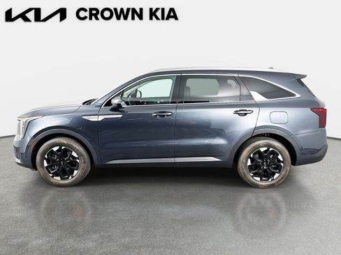 Certified 2024 Kia Sorento S w/ Panoramic Sunroof Package image 8