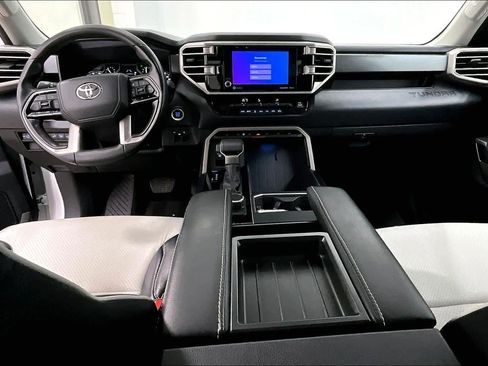 Used 2022 Toyota Tundra SR5 image 15