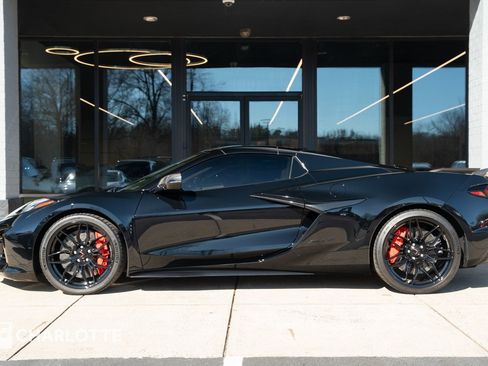 Used 2025 Chevrolet Corvette Z06 w/ Battery Protection Package image 8