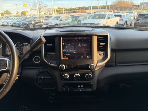 Used 2024 RAM 3500 Big Horn image 28