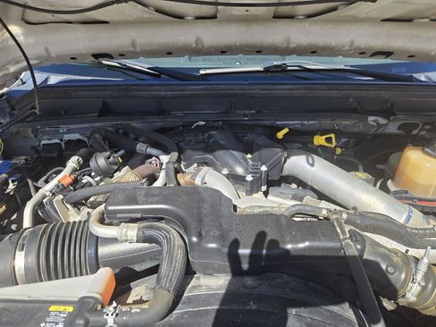 Used 2011 Ford F250 Lariat w/ Lariat Interior Pkg AWD/4WD image 28
