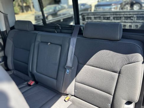 Used 2017 Chevrolet Silverado 1500 LT w/ LT Fleet Convenience Package RWD image 17
