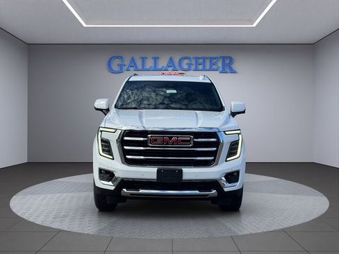 New 2026 GMC Yukon Elevation image 12