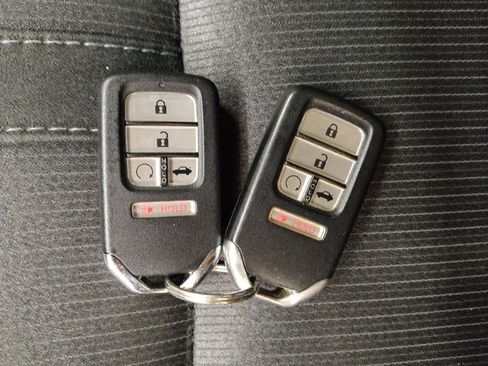 Used 2019 Honda Accord EX image 32