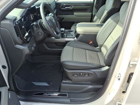 New 2026 Chevrolet Silverado 1500 ZR2 w/ Dark Appearance Package image 9